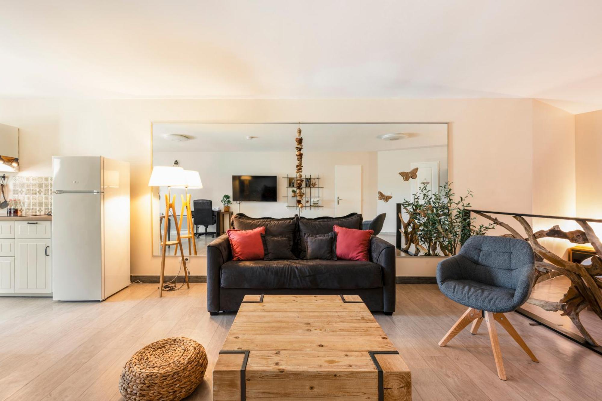 Beau Loft Face Aux Vignes - 75 M² Avec Véranda Appartamento Crozes-Hermitage