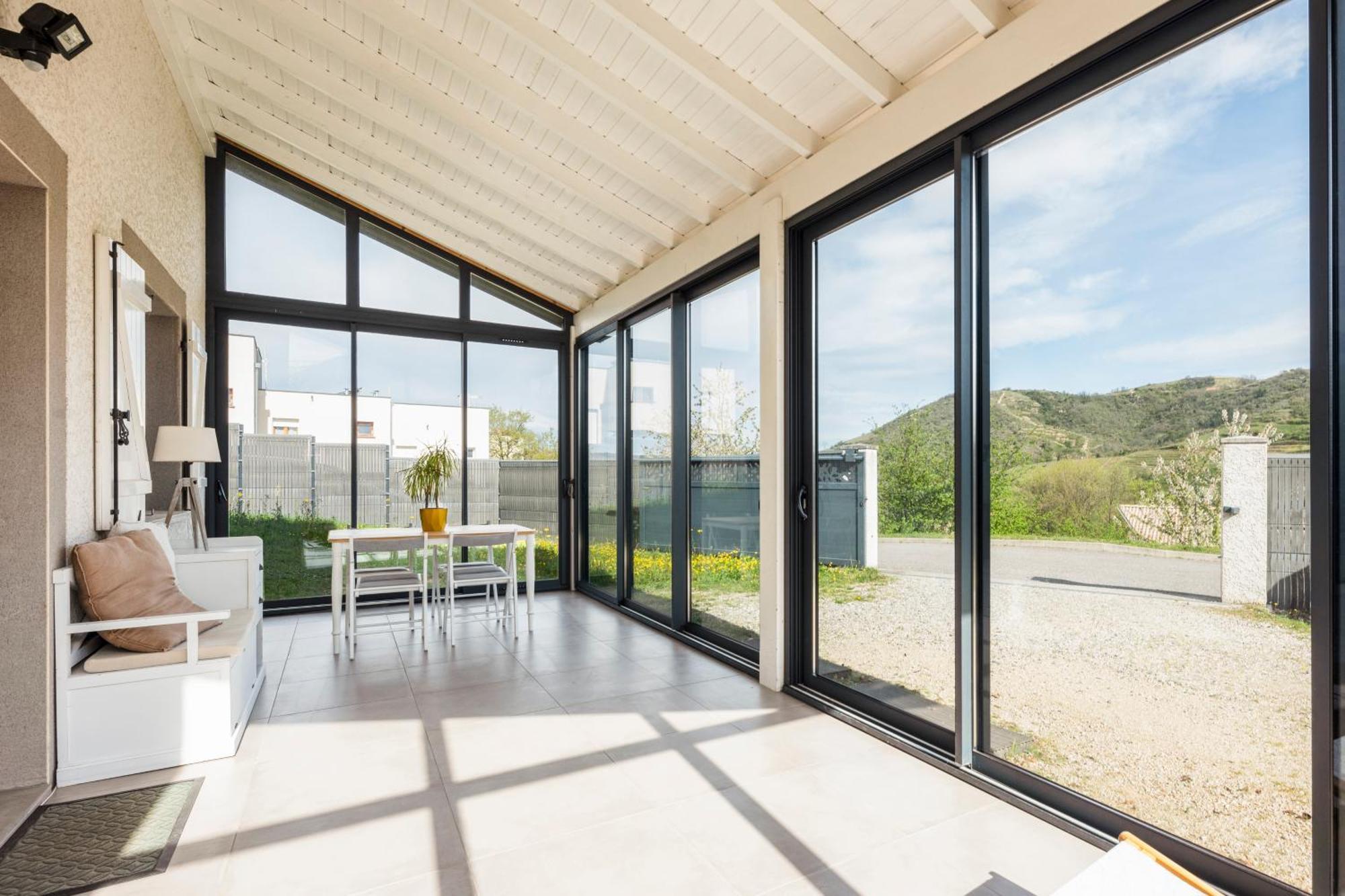 Beau Loft Face Aux Vignes - 75 M² Avec Véranda * Crozes-Hermitage
