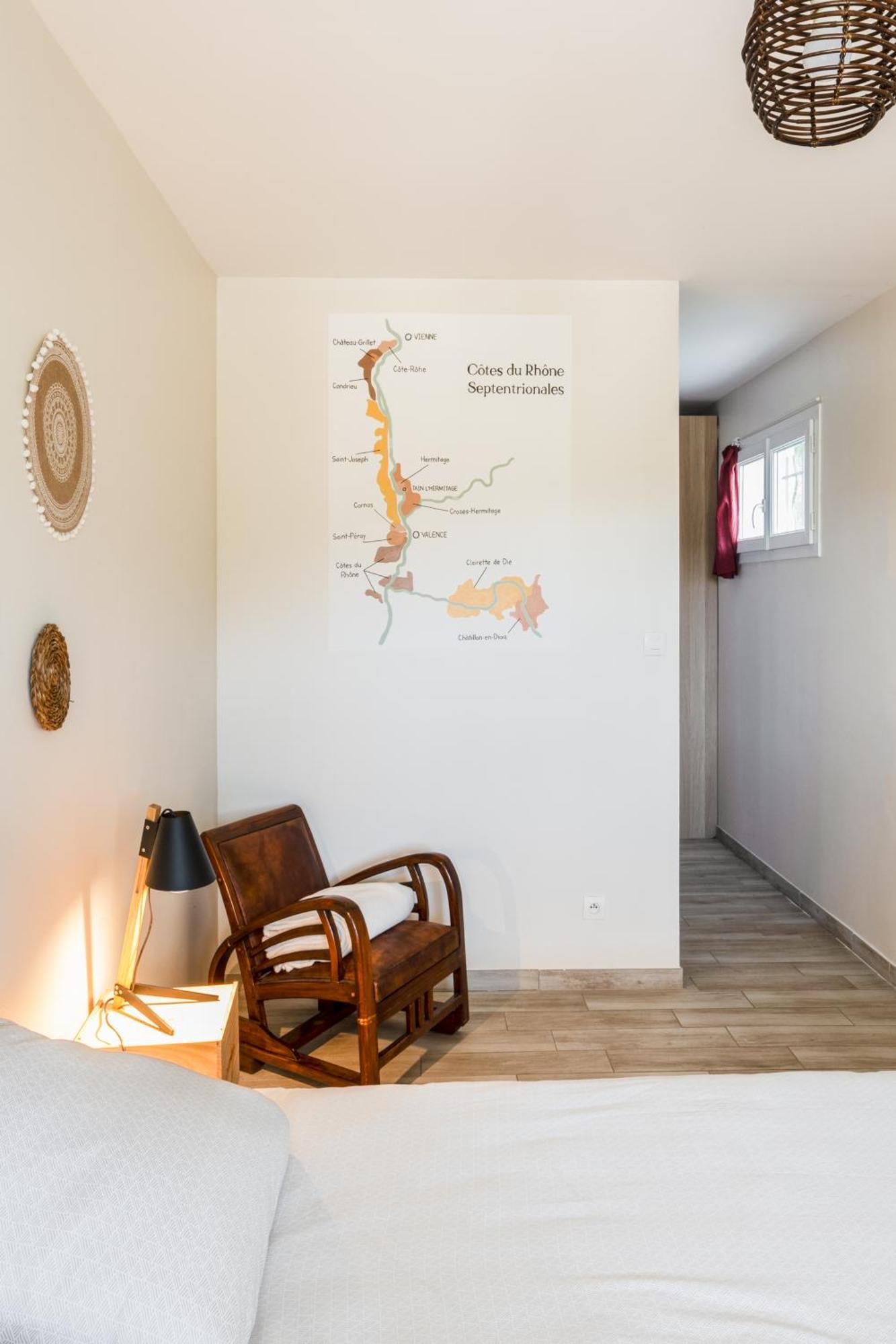 Beau Loft Face Aux Vignes - 75 M² Avec Véranda Appartement *